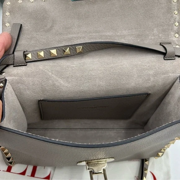 SOLD!!!! Women’s Valentino Garavani grey calf, skin leather shoulder bag - Picture 10 of 16